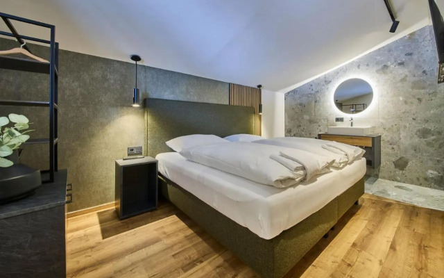 MiLa Apartments