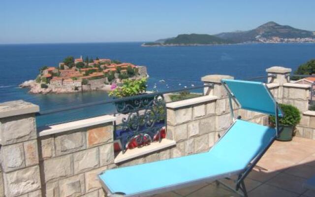Apartments and Rooms Drago