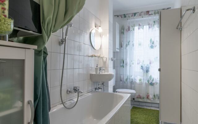 PRIVATE APARTMENT ISARSTRAßE