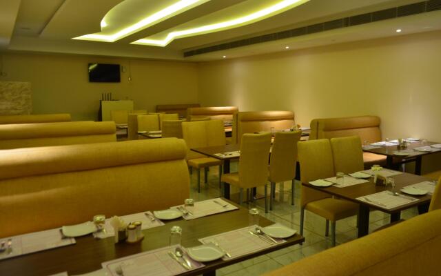 Hotel Aksharadha