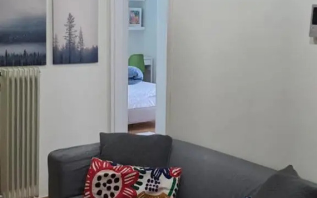 Athens Stadium path quiet & central 4 persons apartment