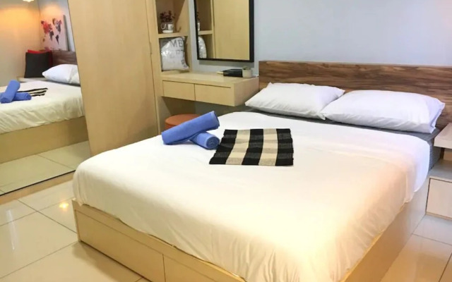 Pacific Place by Arthomer