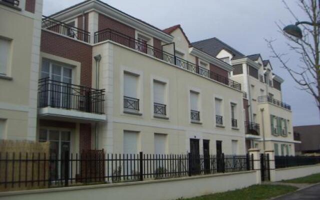 Ground Floor Apartment with Garden