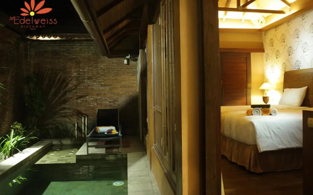 The Edelweiss Hideaway Villa Solo