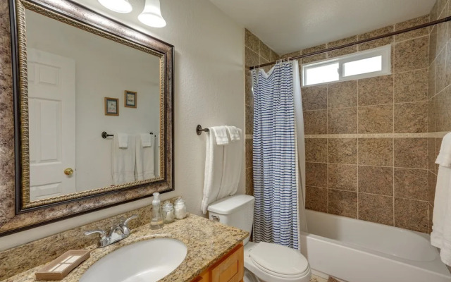 Vallejo Home w/ Spacious Deck, Hot Tub & Views