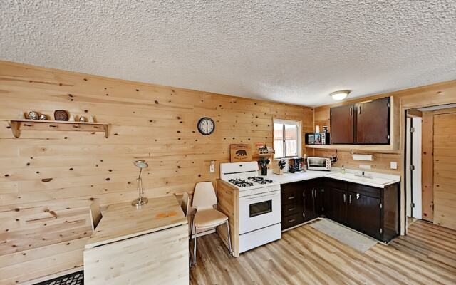 40256est 3 Bedroom Home