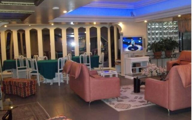 Evim Apart Hotel