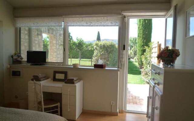 Au Cèdre de Saint Rémy Chambres d'Hôtes