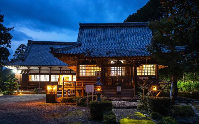 Temple Hotel Daitai-Ji