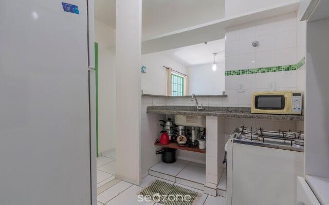 Apto com piscina prox da Praia de Araçaípe ADM0104