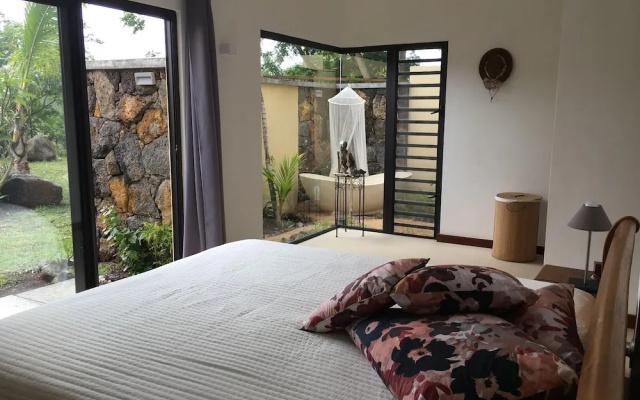 Villa With 3 Bedrooms In Riviere Noire With Wonderful Mountain View Private Pool Enclosed Garden