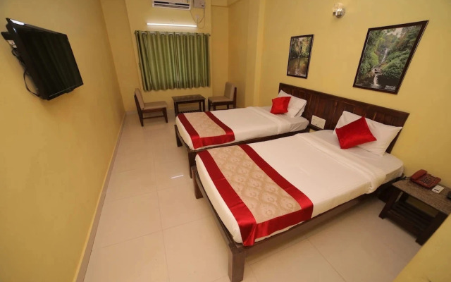 Hotel Kamat Plus