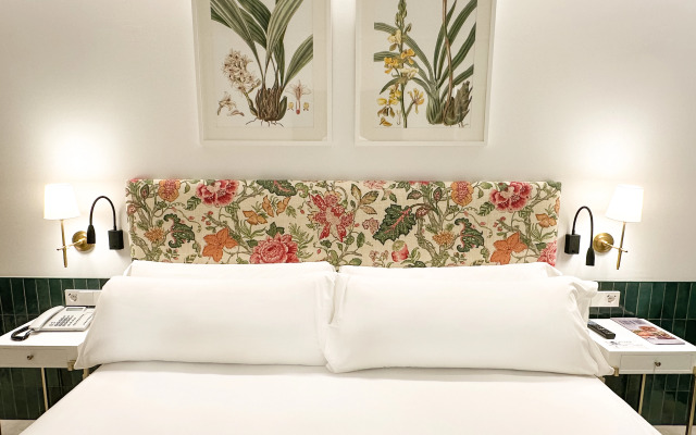 Hotel Ribera de Triana - REOPENING!