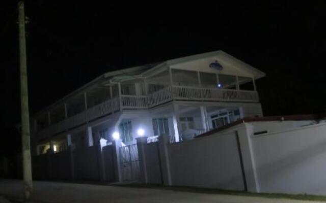 Flying Annie Moa in Otea, Tonga from 166$, photos, reviews - zenhotels.com hotel front