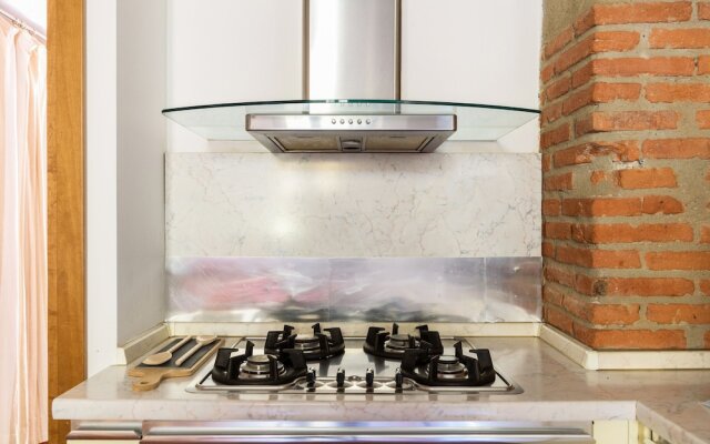 Home at Hotel Porta Romana - Carità Apt