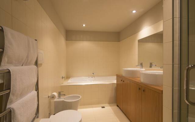 53 Shotover Apartment 302