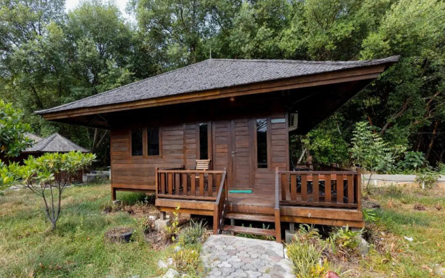 RedDoorz Resort @ Taman Wisata Mangrove