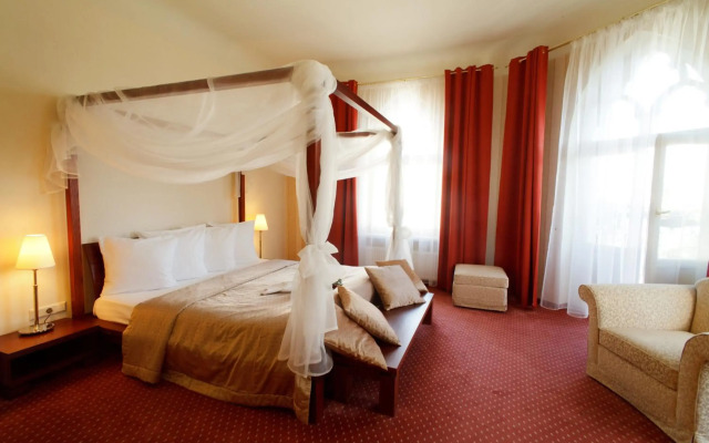 Monika Centrum Hotels