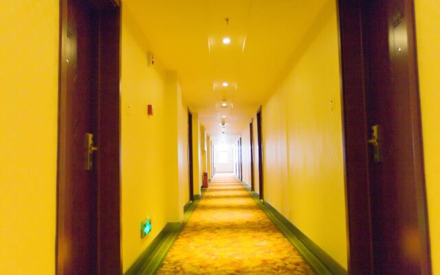 GreenTree Inn Nanjing Railway Station Bus Station Business Hotel