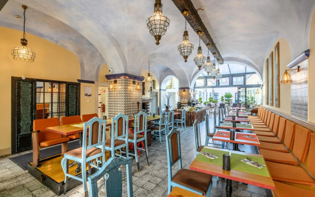 Maison Bistro & Hotel