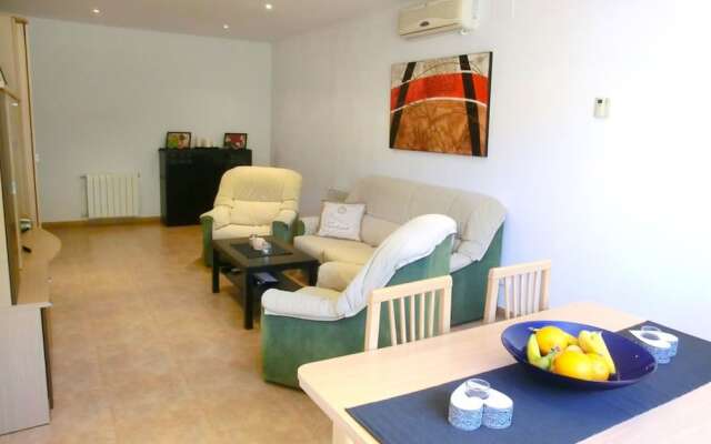 106163 - Villa in Maçanet de la Selva