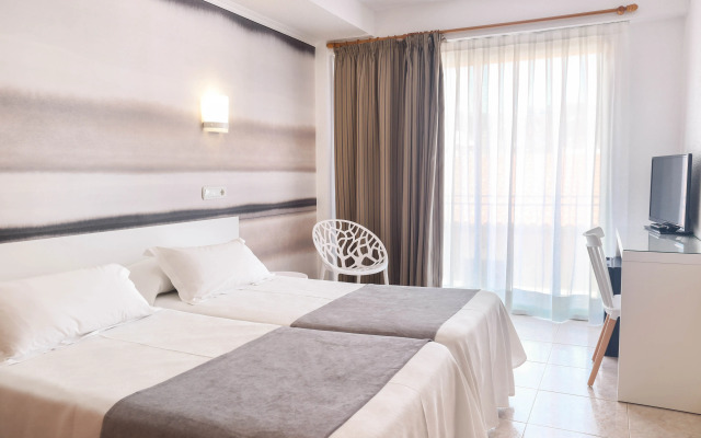KAKTUS Hotel Volga