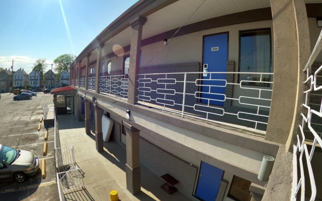 Rest Inn - Elizabeth