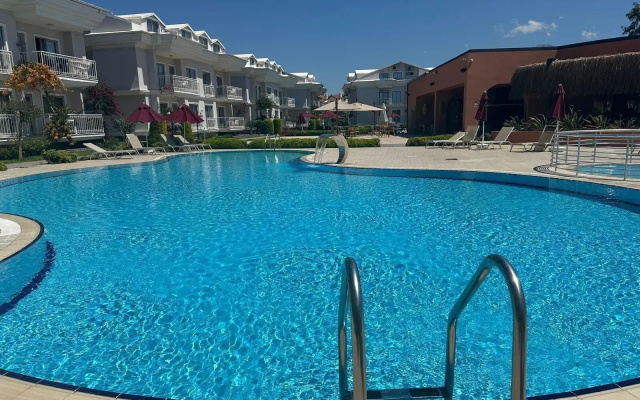 Daphne Apartments C Blok