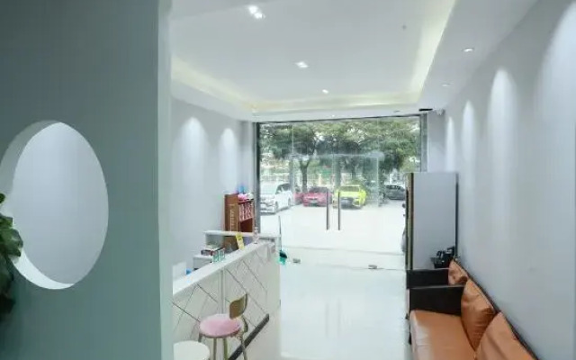 Meet Meisu (Phoenix Airport Branch)