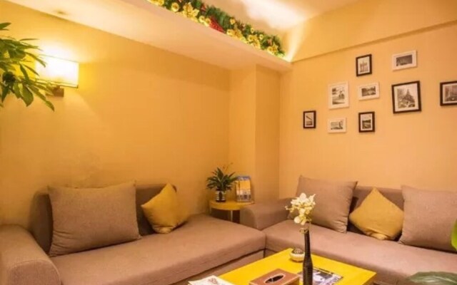 Lansa Holiday Hotel (Xi'an Bell Tower East Street)