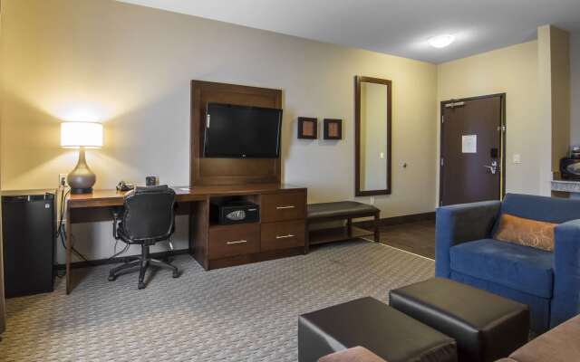 Comfort Suites Saskatoon