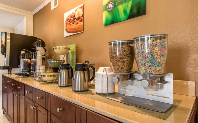 Quality Inn Cleveland North