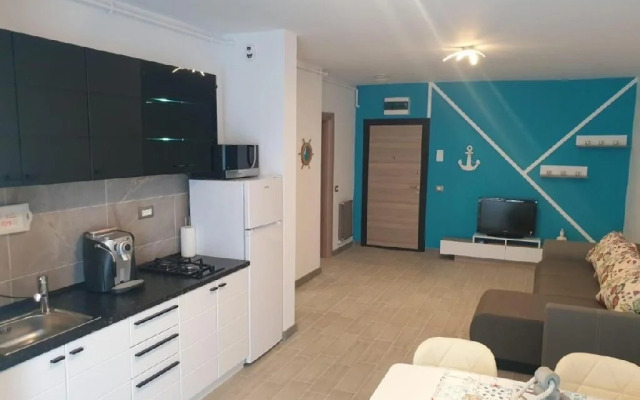 Deluxe Alezzi (Empty)