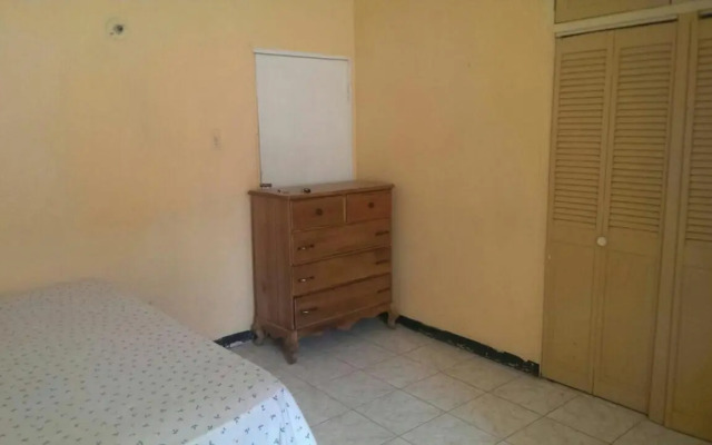 Leslies' Home