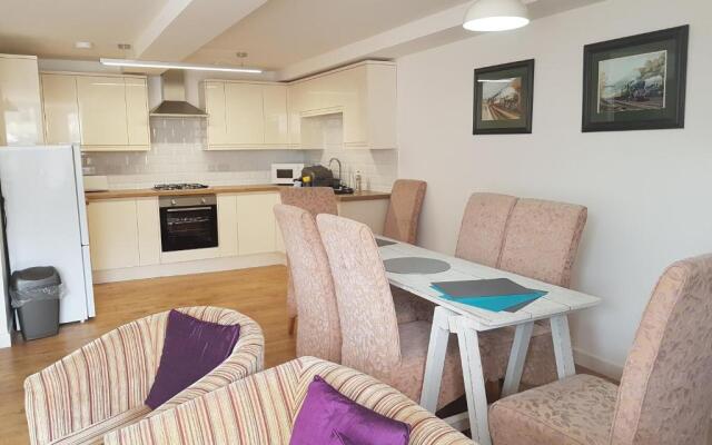 Runnacleave Court, apartment 2