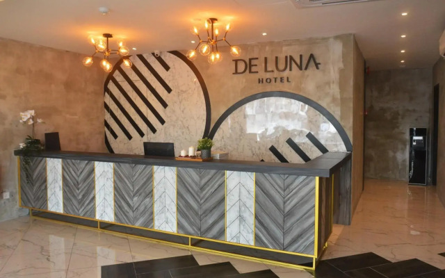De Luna Hotel