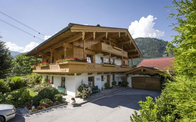 Apartments Mayrhofen im Landhaus Johannes – Ferienwohnungen im Zillertal