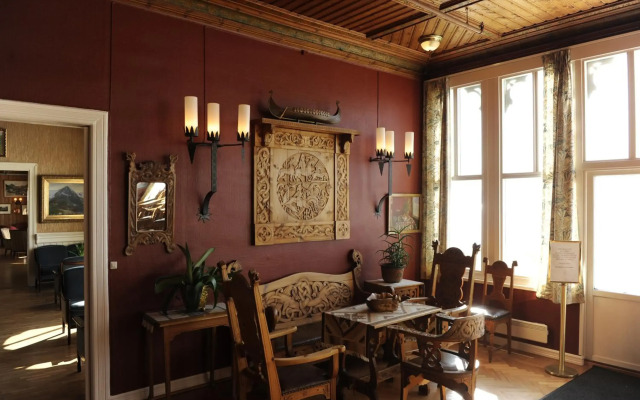 Kviknes Hotel