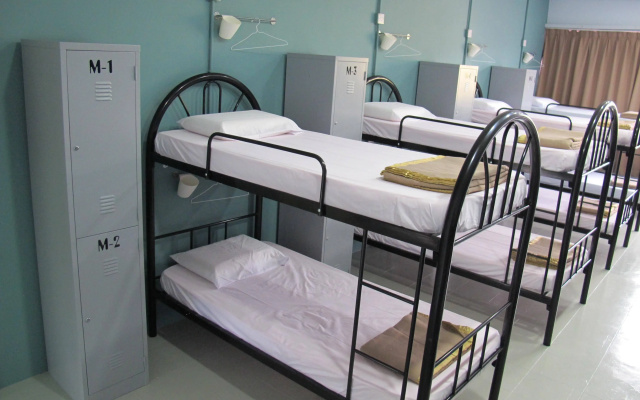 Seasons Street Lodge – Guest Rooms – Kota Kinabalu