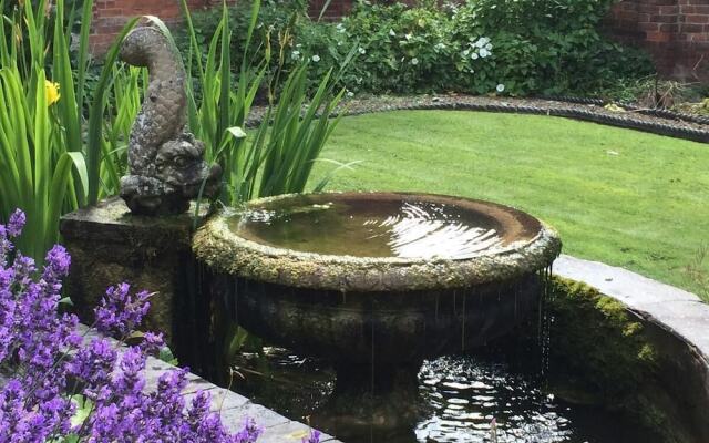 Dinham Hall & Elliotts Bistro
