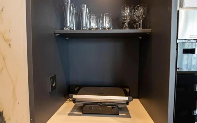 Classy, quality furnished residence-7/24 security ( Benesta 10 )
