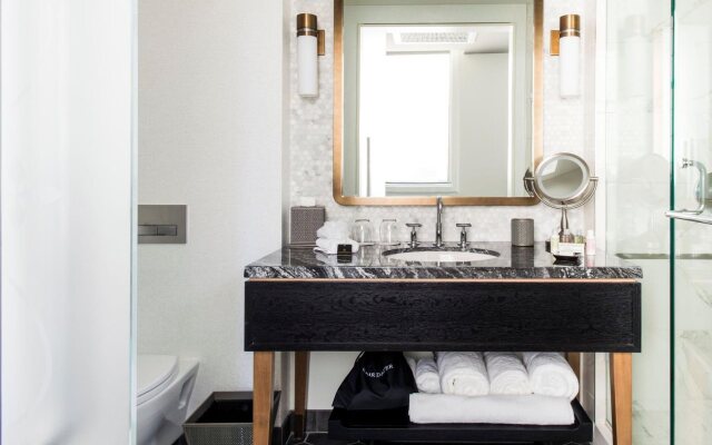 LondonHouse Chicago, Curio Collection by Hilton