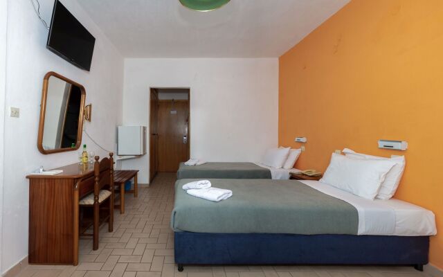 Kardamili Beach Hotel