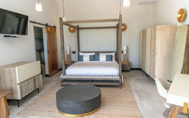 Tamarind Hills Resort & Villas