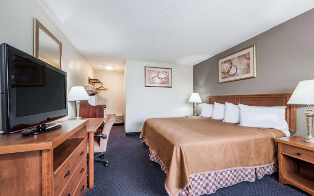 Red Carpet Inn