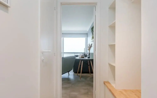 Modern Studio With Seaview and Parking