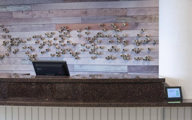 Courtyard Carolina Beach Oceanfront