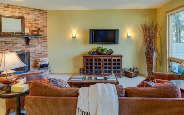 Bozeman - East Gallatin Retreat