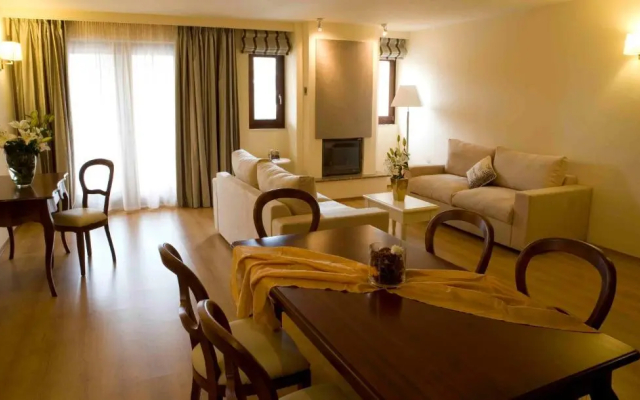 Valis Resort
