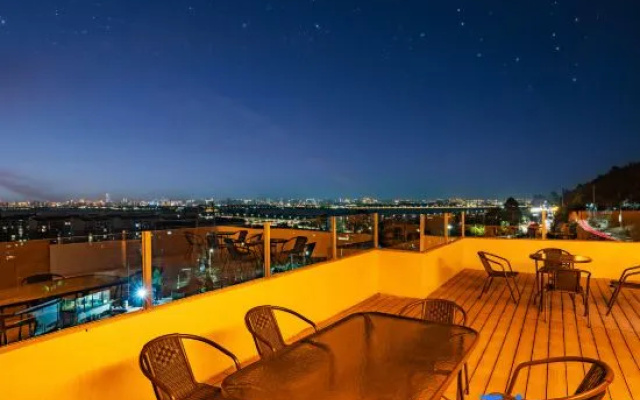 Daxigu Qinshan Villa (Kunming Dianchi Xishan Park Subway Station) – Balcony – Kunming